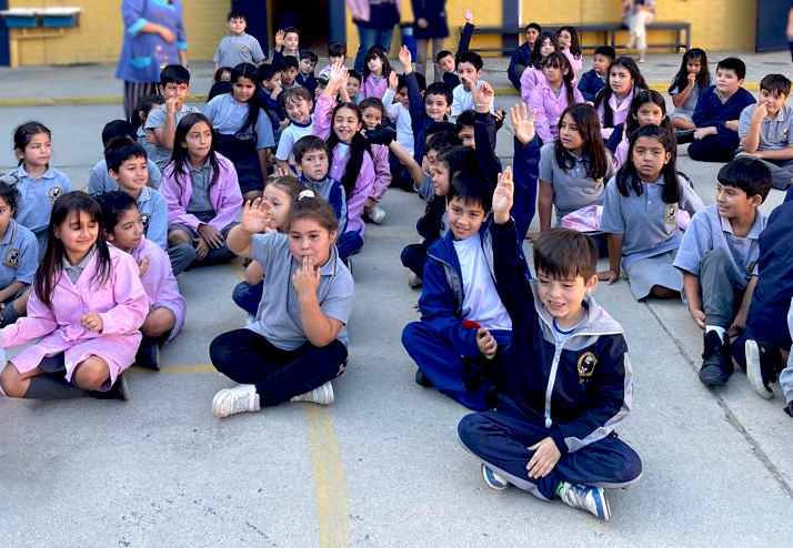 Estudiantes en patio